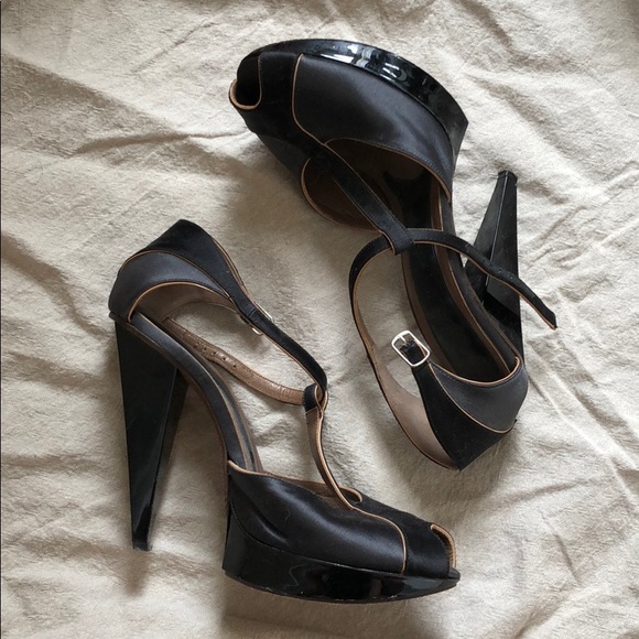 Marni Shoes - MARNI Satin Peep-Toe Pumps Architectural Heel